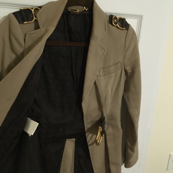 GUCCI Women’s Blazer Size XS / Small Beige Belt - Picture 4 of 8